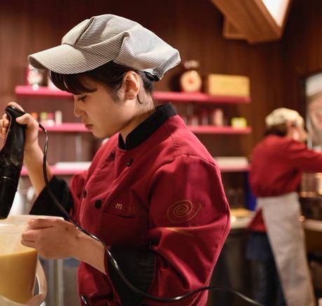 画像6: クレープブリュレバニラ9個セット!クレーピエkeihasegawaは交通事故で現在リハビリ中。右腕が完治するまで、本物のクレープブリュレ時間がかかっても待っていてくれるお客様はご予約いただければ幸いです。 (6)